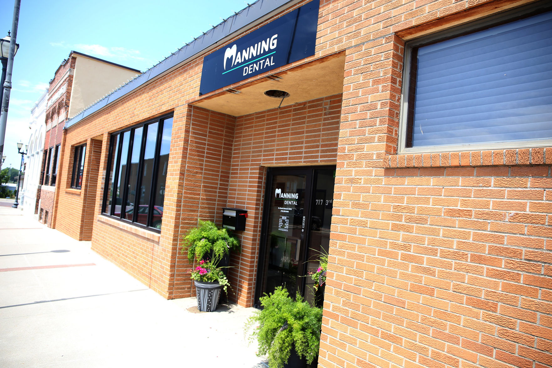 manning dental1 20-07-08
